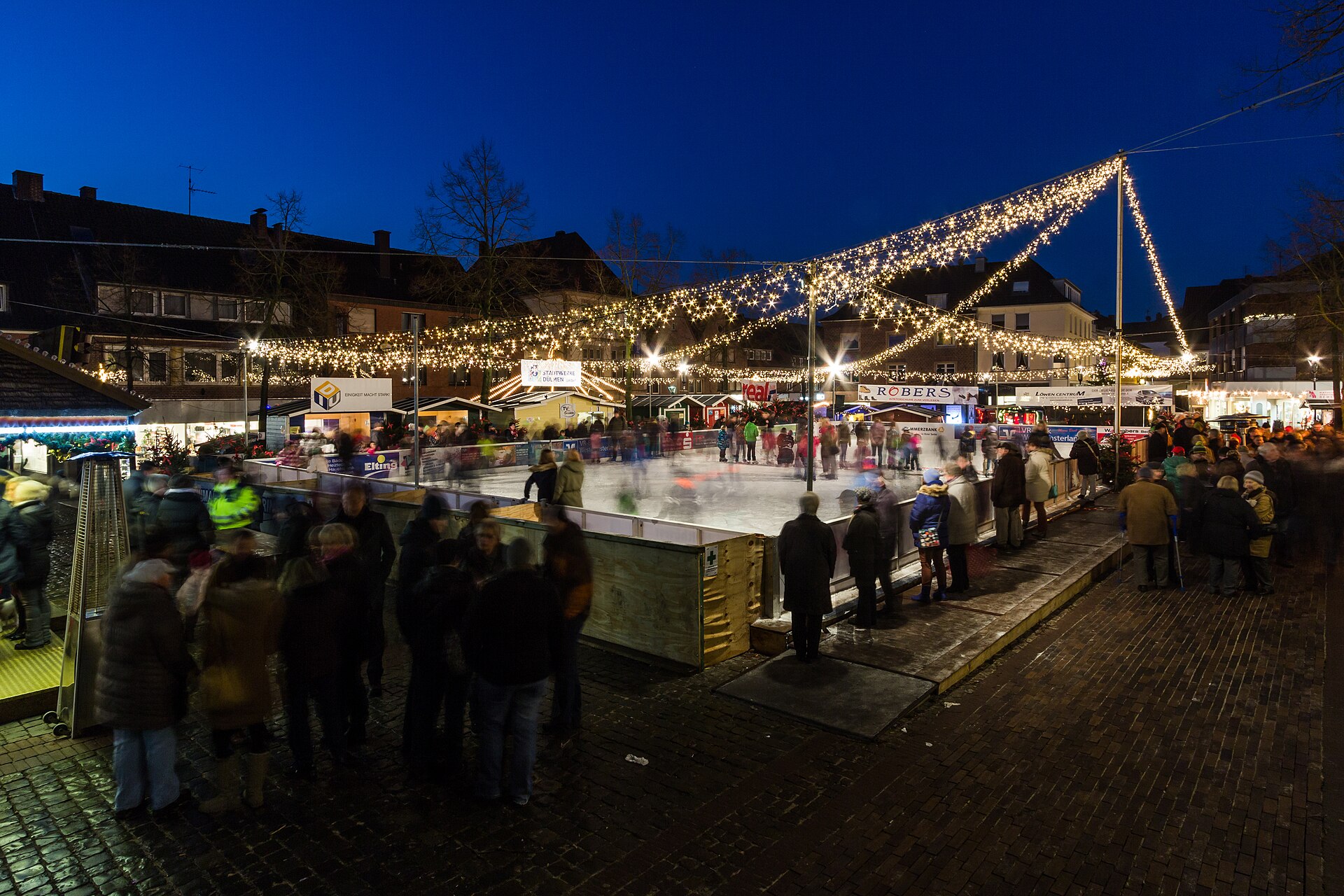 Peoples Gas Holiday Market